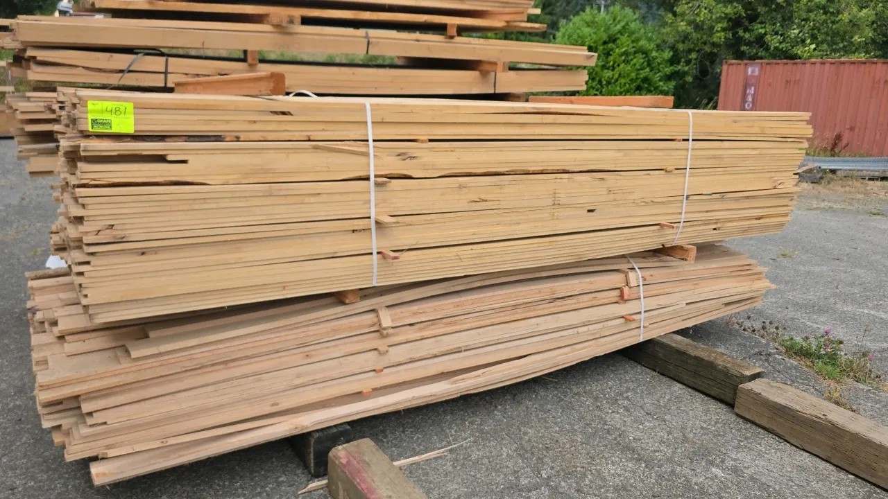 Purdy Alder hardwood lumber bundle. Features milled dimensional lumber designated for 75250 handle manufacturing. Approx. 10'L x 3"W x 0.480" (approx.