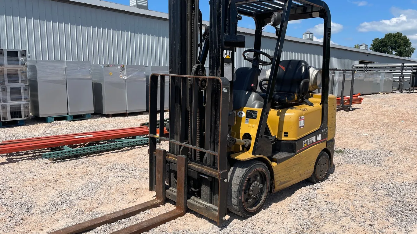 CAT GC 25K LP Forklift