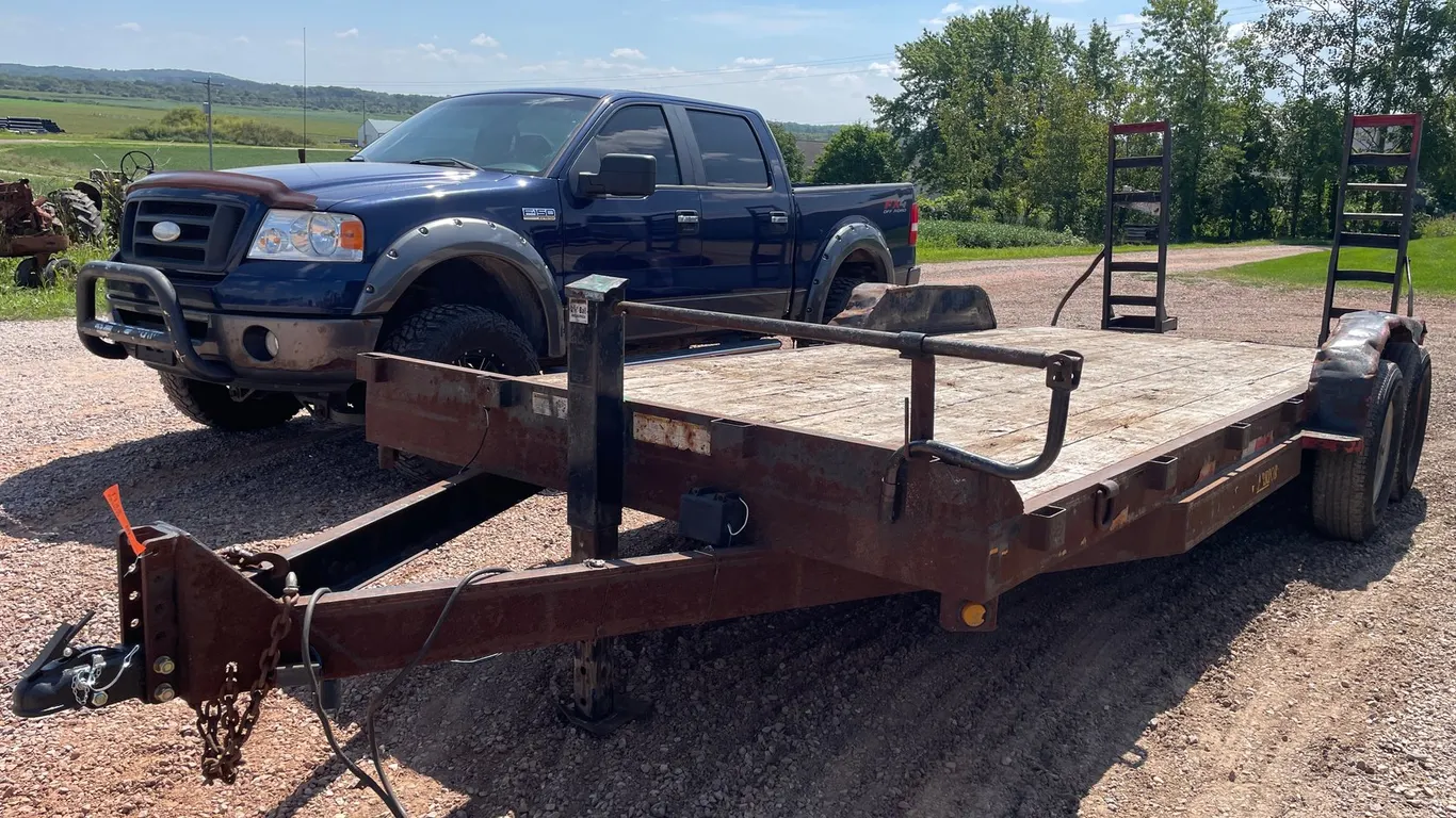 2011 Horse Creek MFG. Road Warrior 20' Flatbed Trailer, (Has WI Title)