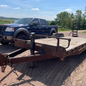 2011 Horse Creek MFG. Road Warrior 20' Flatbed Trailer, (Has WI Title)