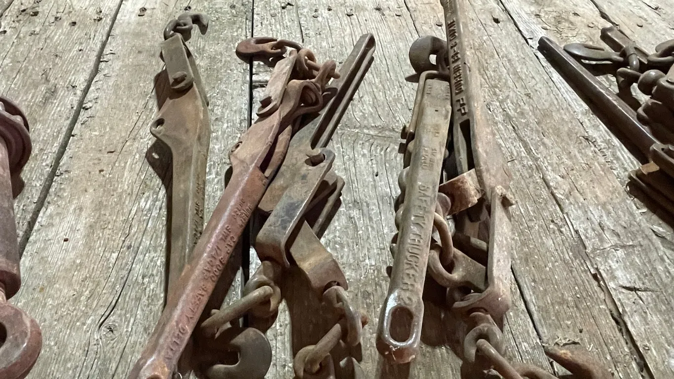 (5) Snap Chain Binders