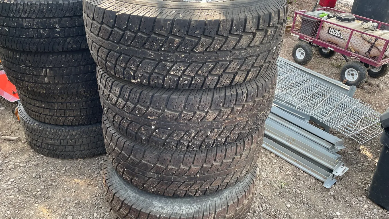(4) Aluminum Wheels and Tires