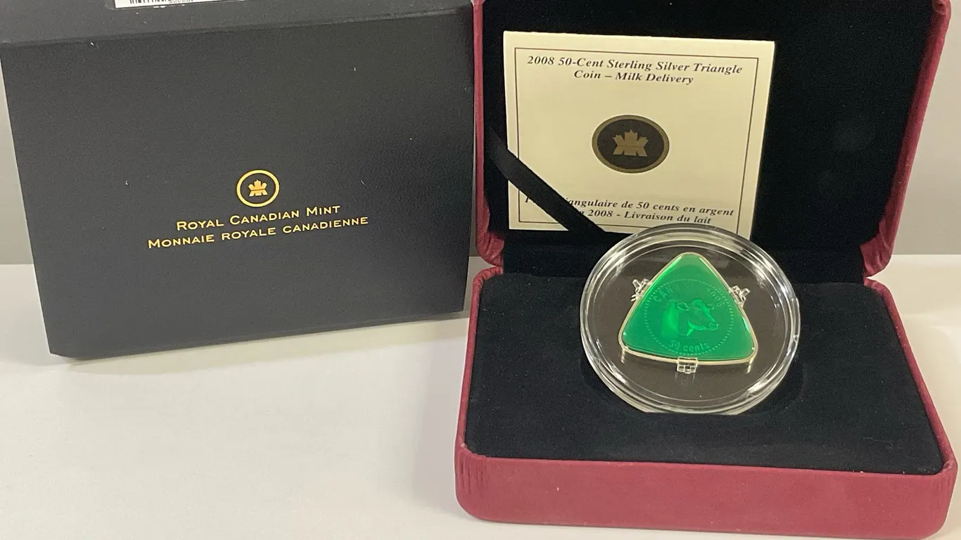 2008 Sterling Triangle Coin