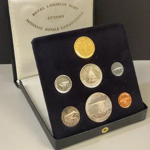 1967 Set w 22K Gold $20 Coin