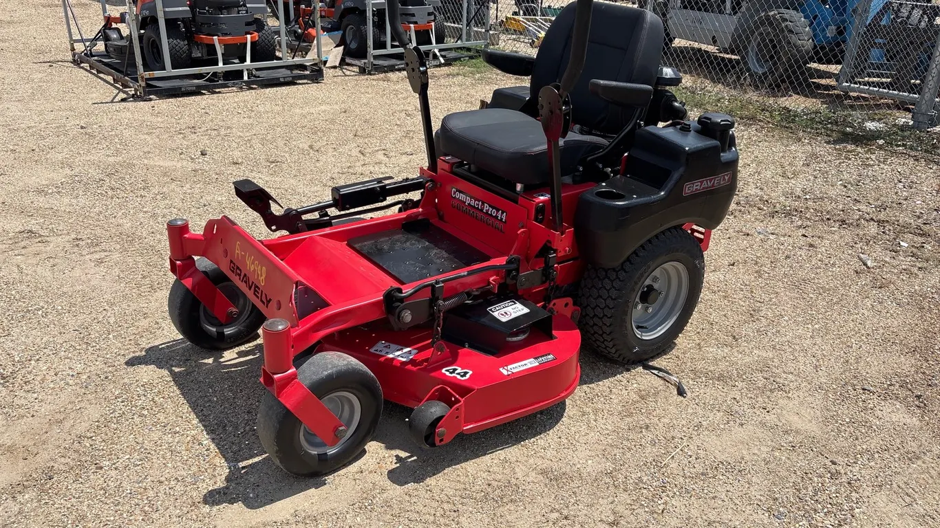 GRAVELY COMPACT PRO 44 ZERO TURN