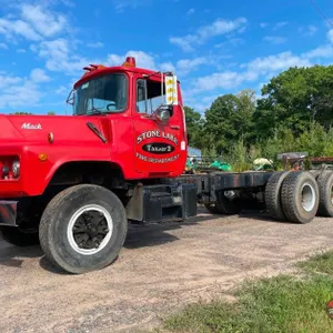 1991 Mack DM688S Truck, VIN # 1M2B218B4MM002478