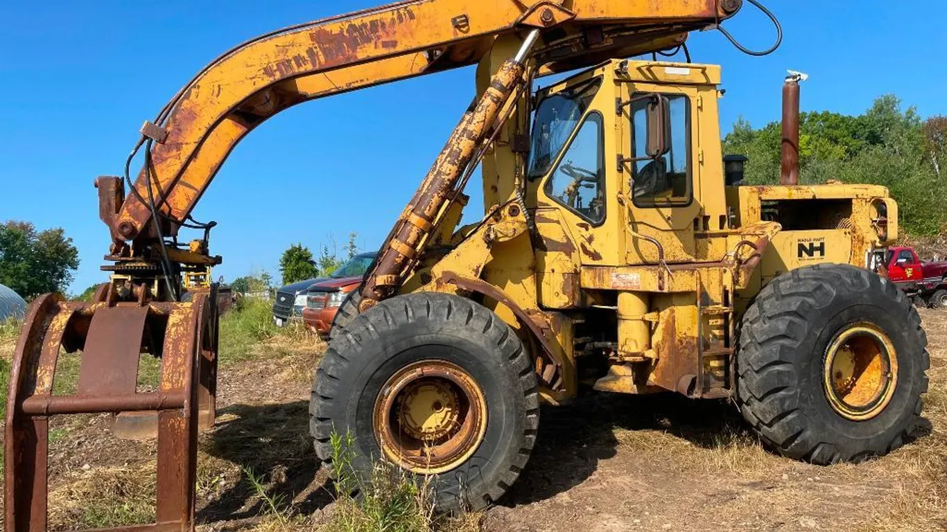 Cat 966C Log Loader