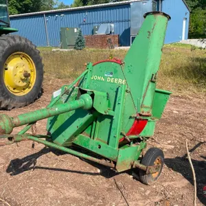 John Deere 100 Blower