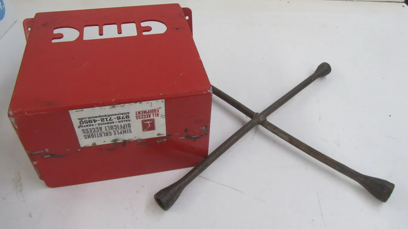 CMC Custom Tool Holder And 4-Way Tire Iron