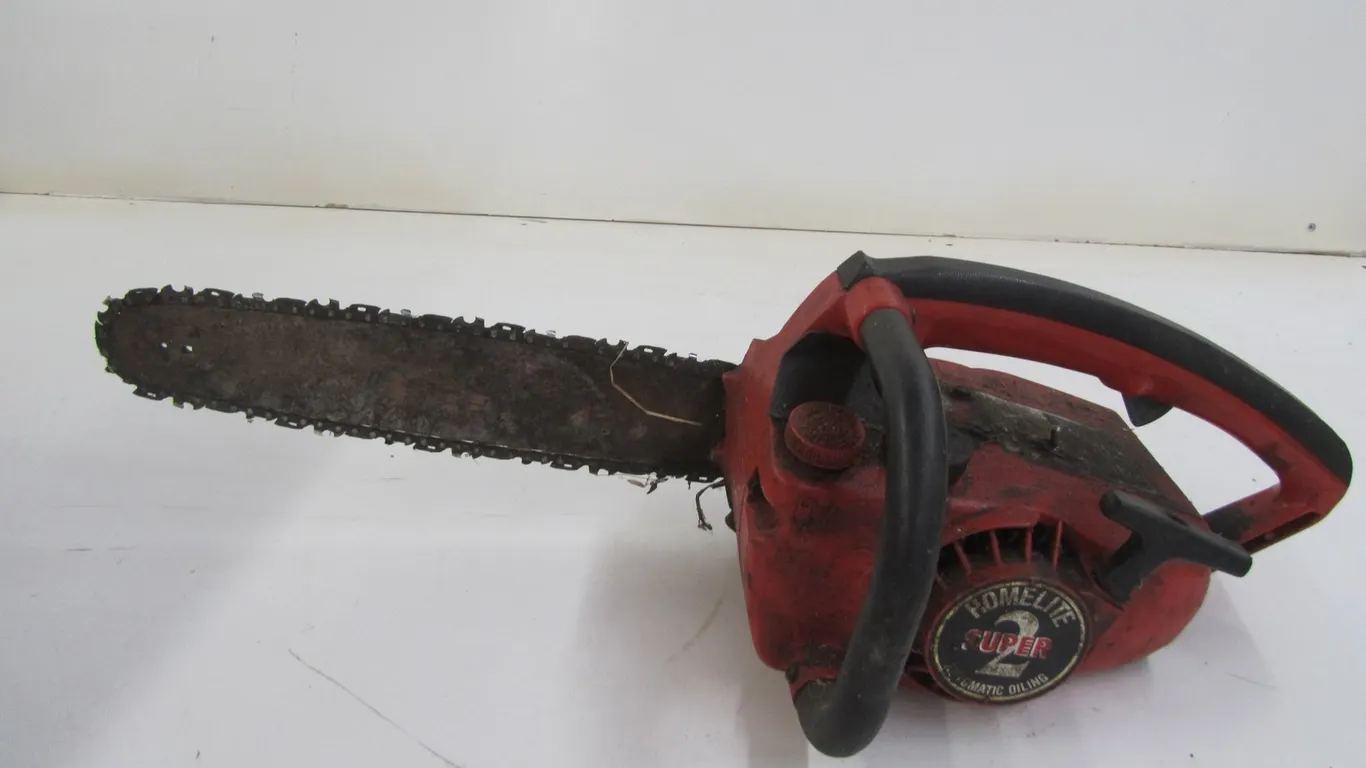 Homelite Super 2 Chain Saw