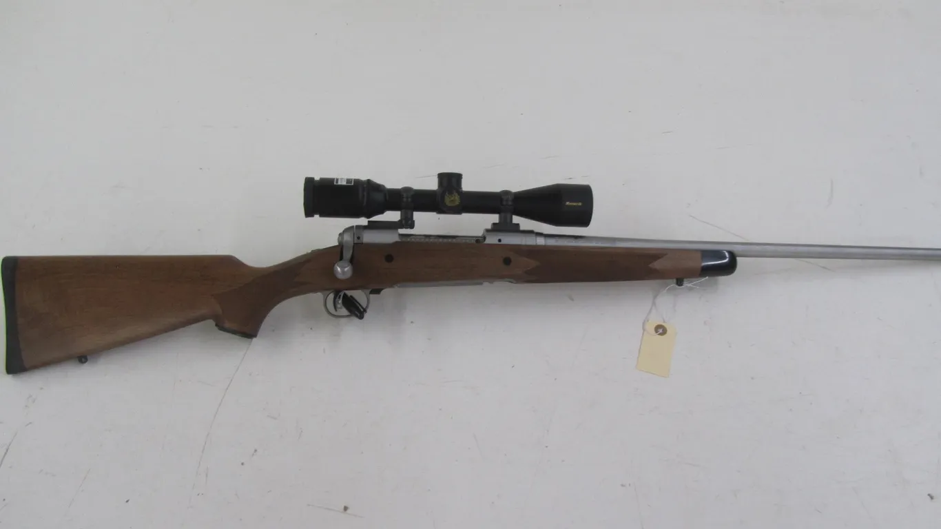 Savage Model 114 7mm Rem Mag Bolt Action Rifle w/Scope