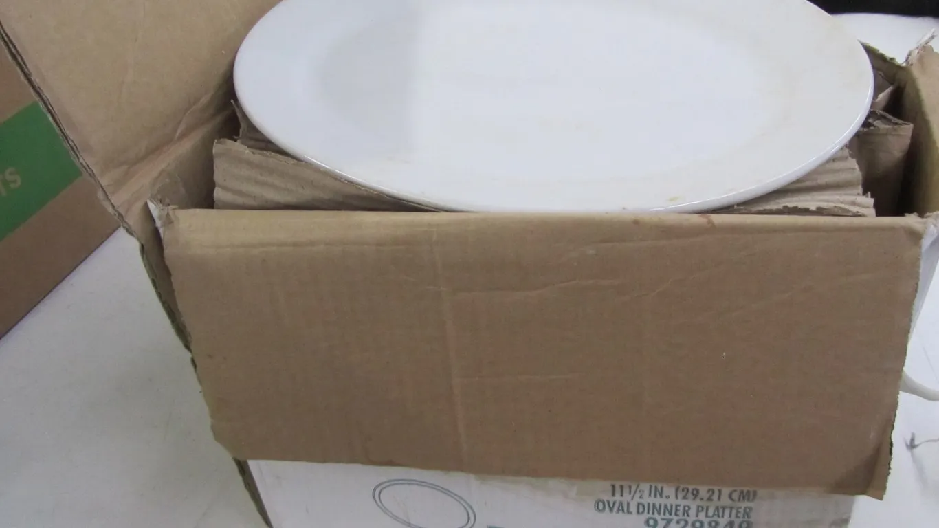 (9) Syscoware Steak Plates