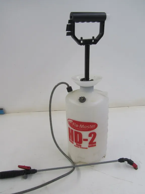 RL Flo-Master 2 Gallon Sprayer