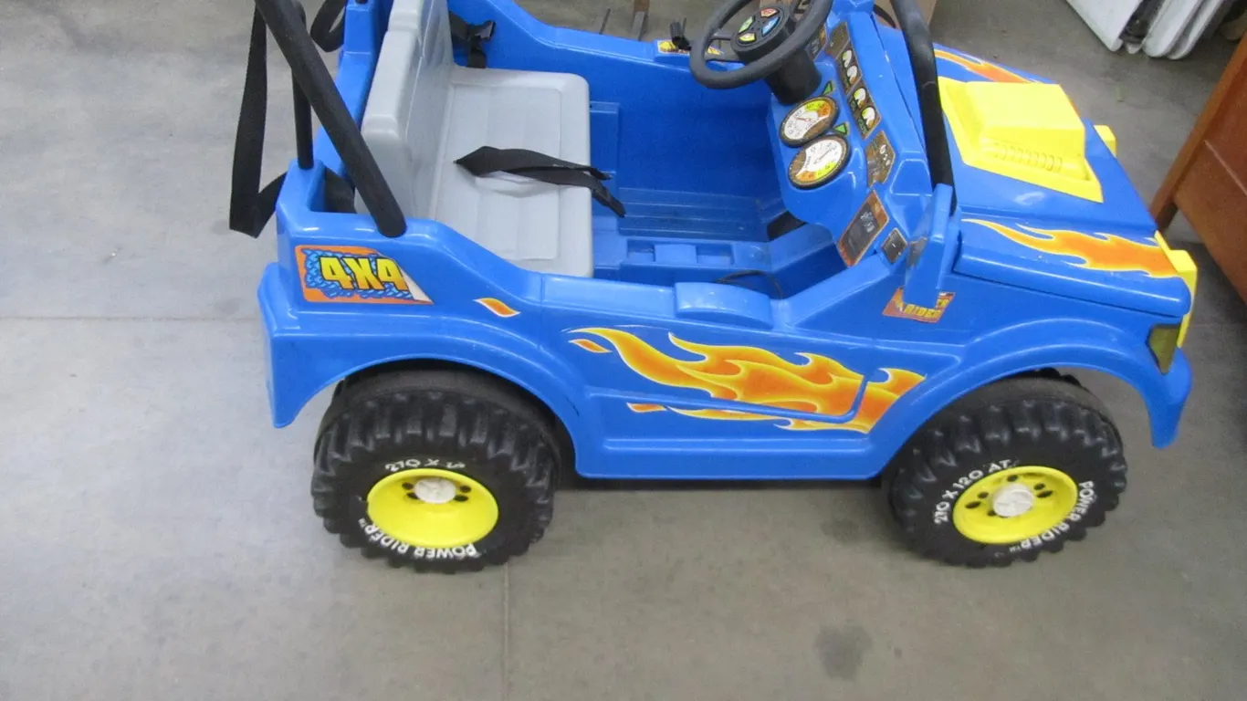 Hedstrom Power Rider Electric Toy Jeep