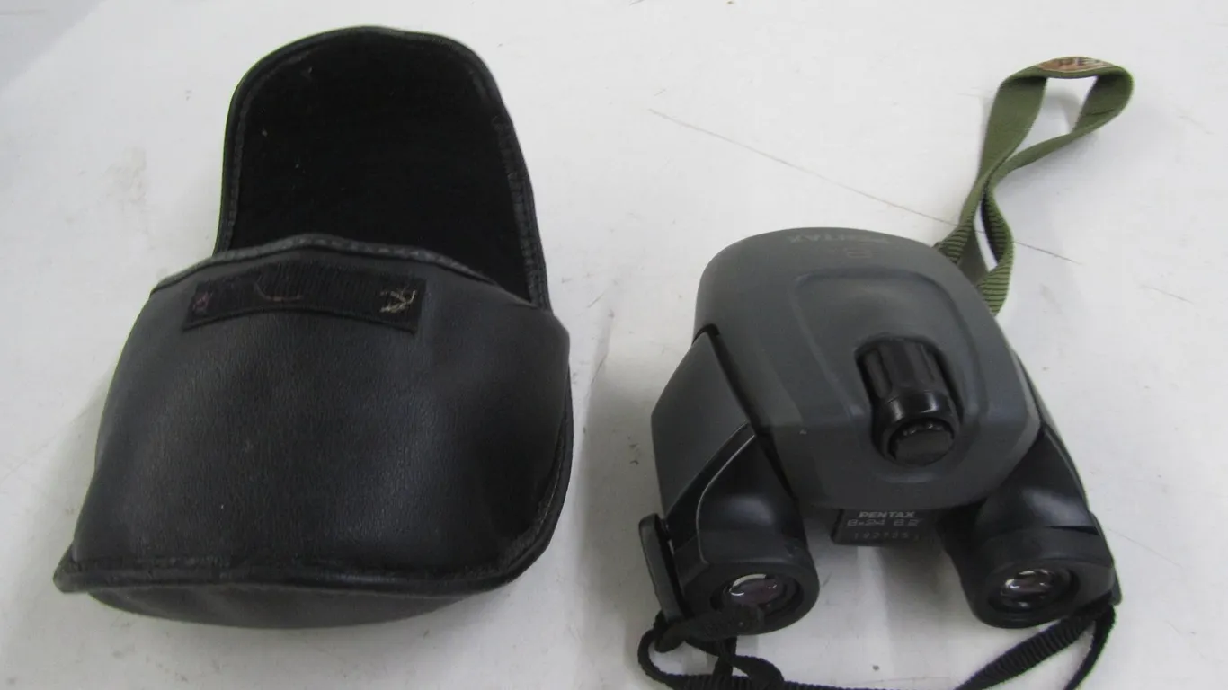 Pentax 8x24 Binoculars w/Case