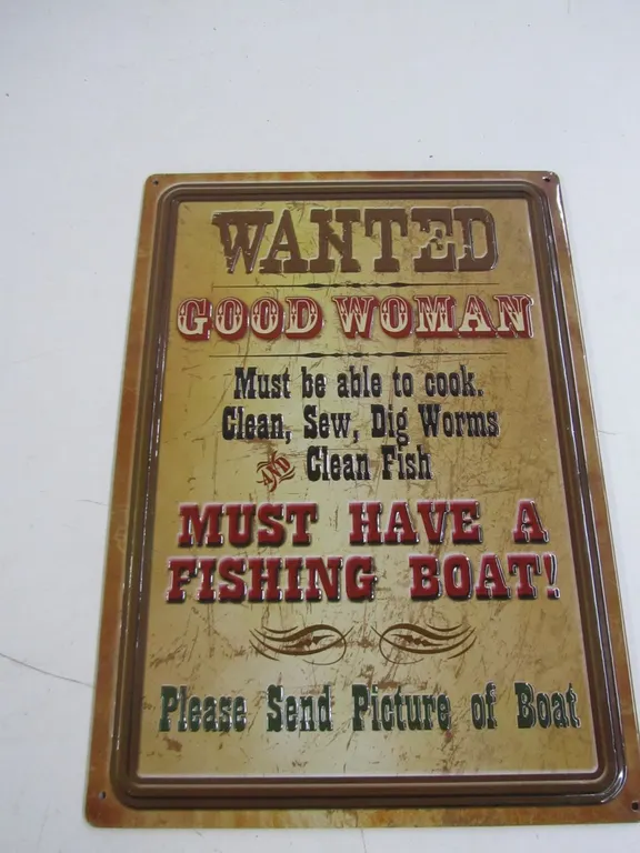 Metal Embossed Novelty Fishing Sign