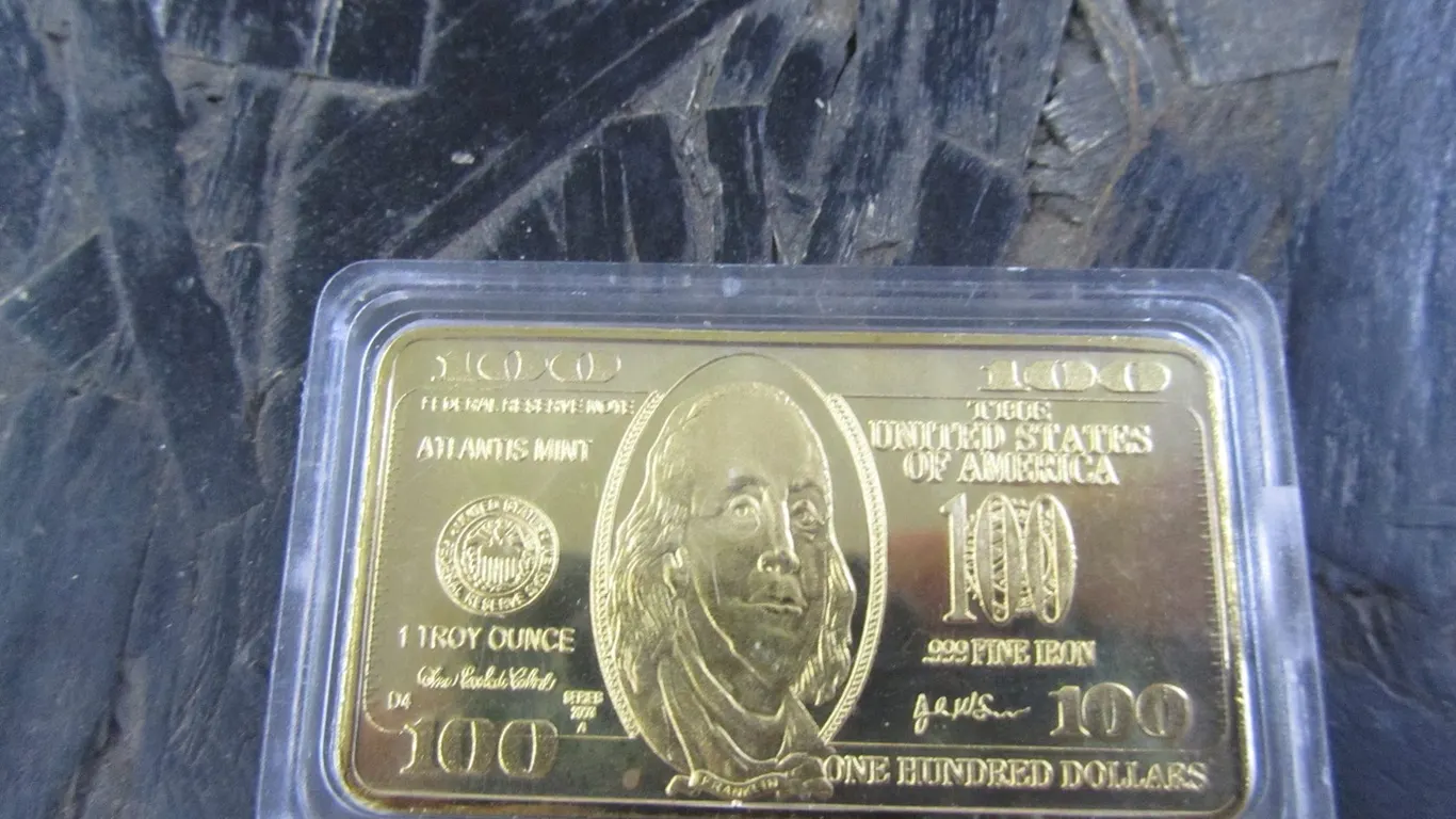 2003 $100 Franklin Gold Plated Bar 1 Troy Ounce