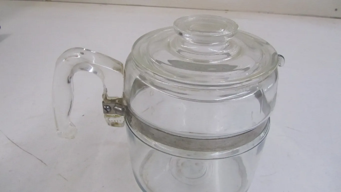 Pyrex 6-Cup Coffee Pot