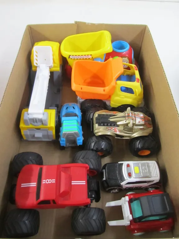 Lot Of Assorted Toy Cars/Trucks