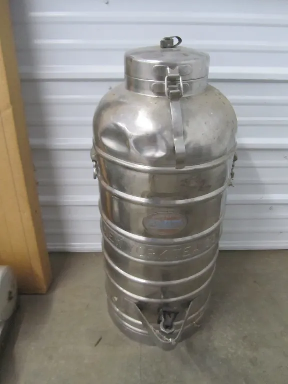 AerVoid 10 Gallon Thermal Liquid Carrier