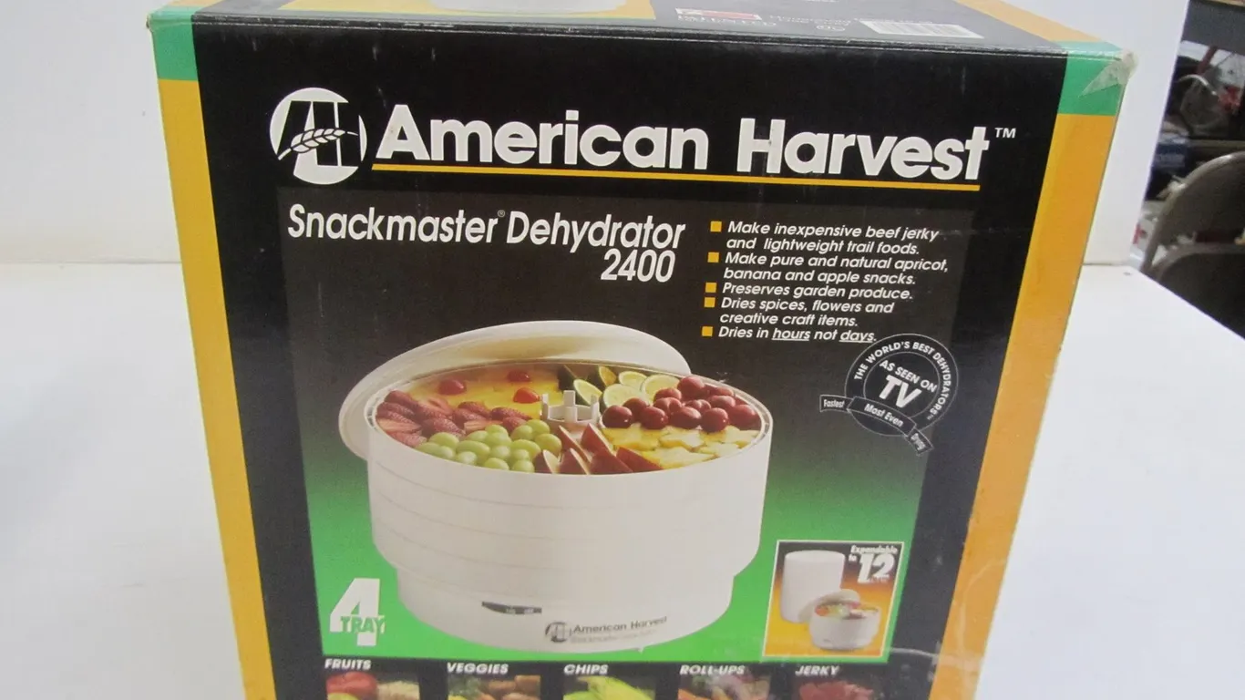 American Harvest Snackmaster Dehydrator 2400