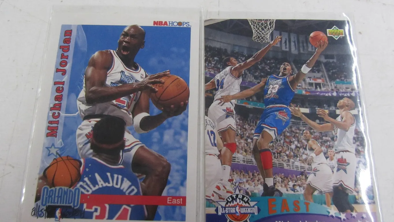 (2) Michael Jordan Cards