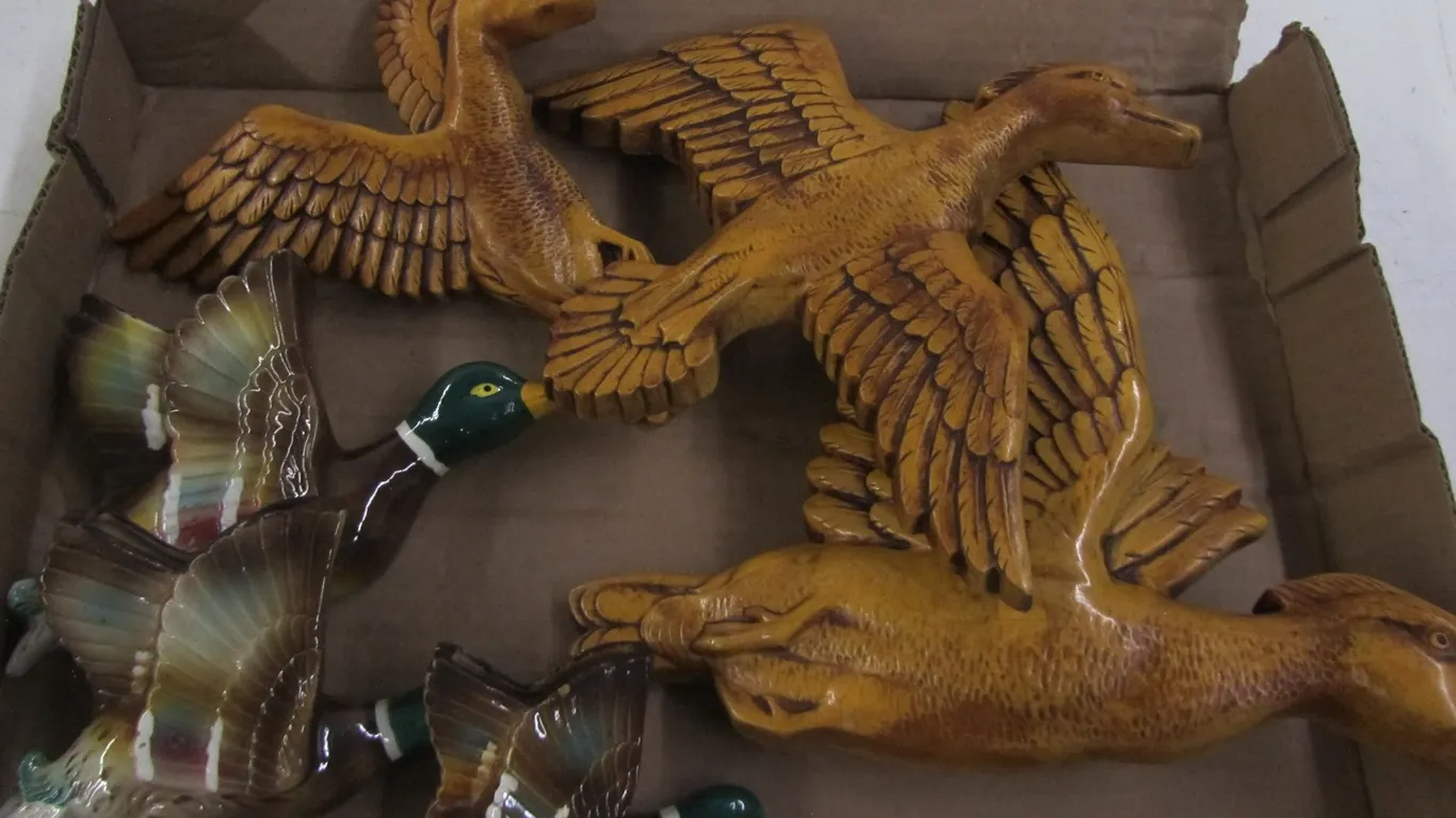 Set Of (3) Mallard Duck Wall Pockets And (3) Duck Wall Decorations