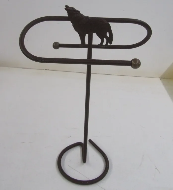 Metal Wolf Themed Toilet Paper Holder