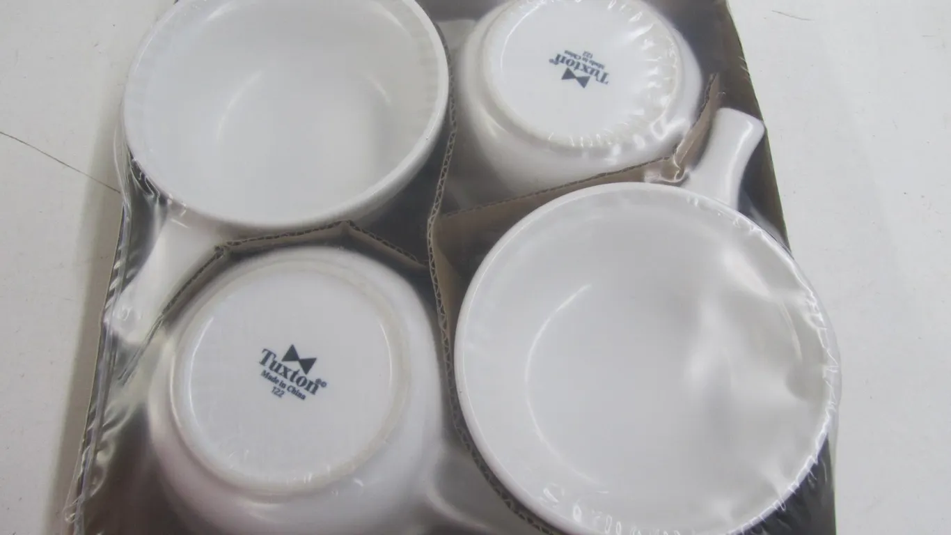 (4) Tuxton Handled Soup Mugs/Crocks