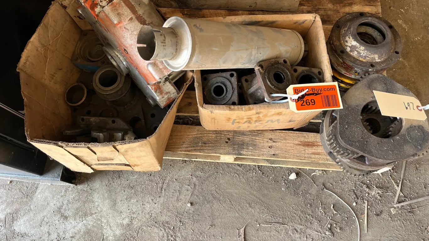 Assorted Digger Parts