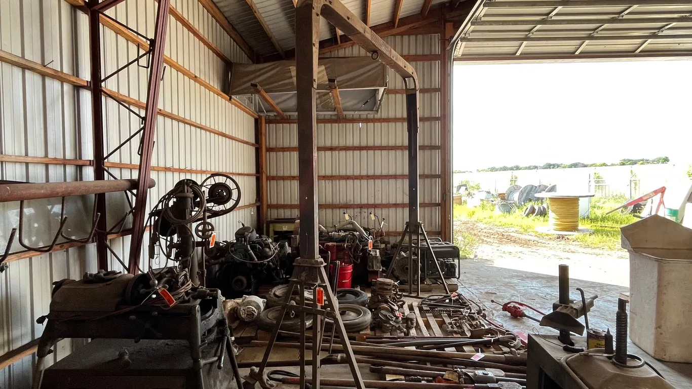 Engine Hoist System