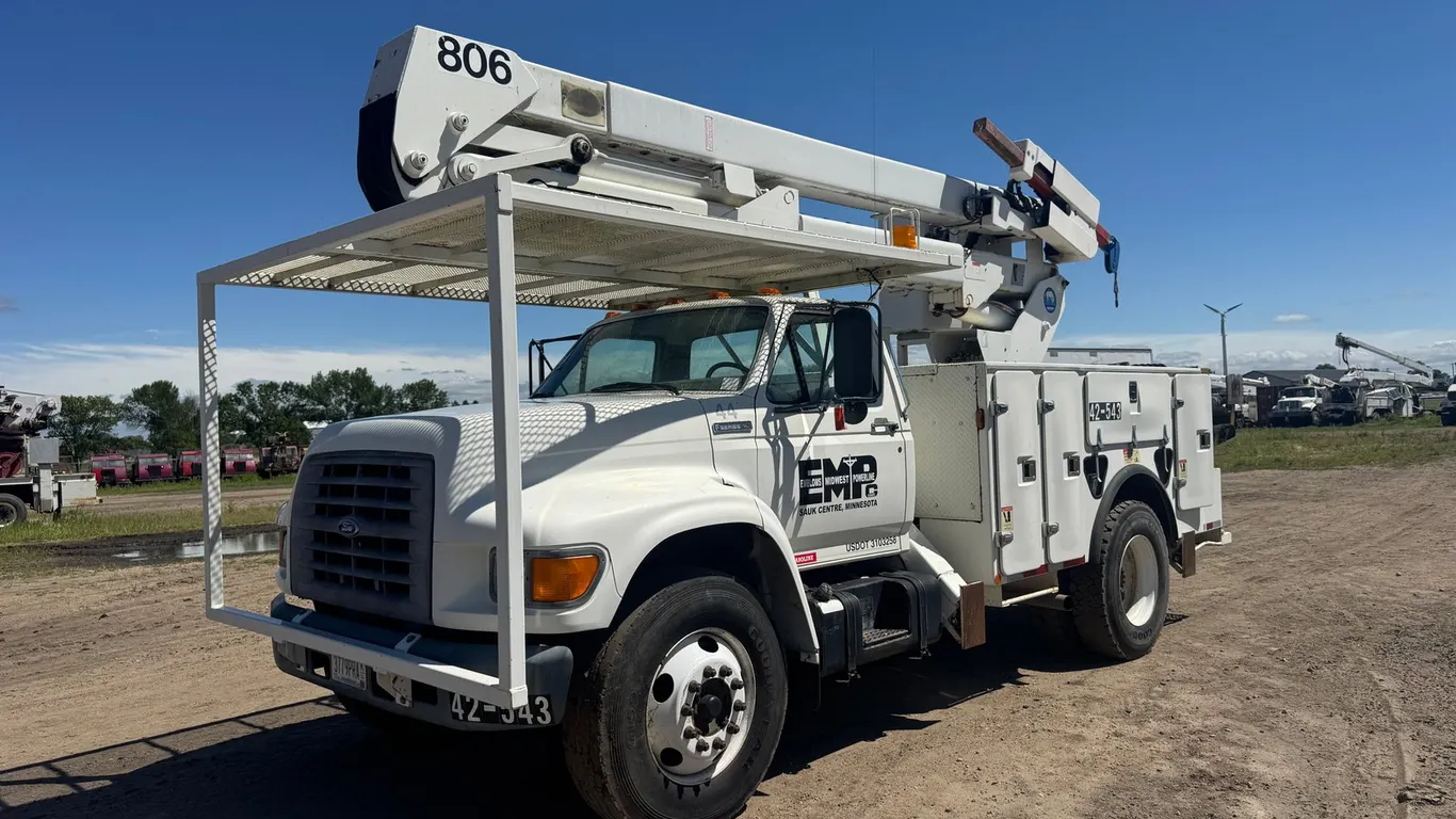 1997 Ford F700