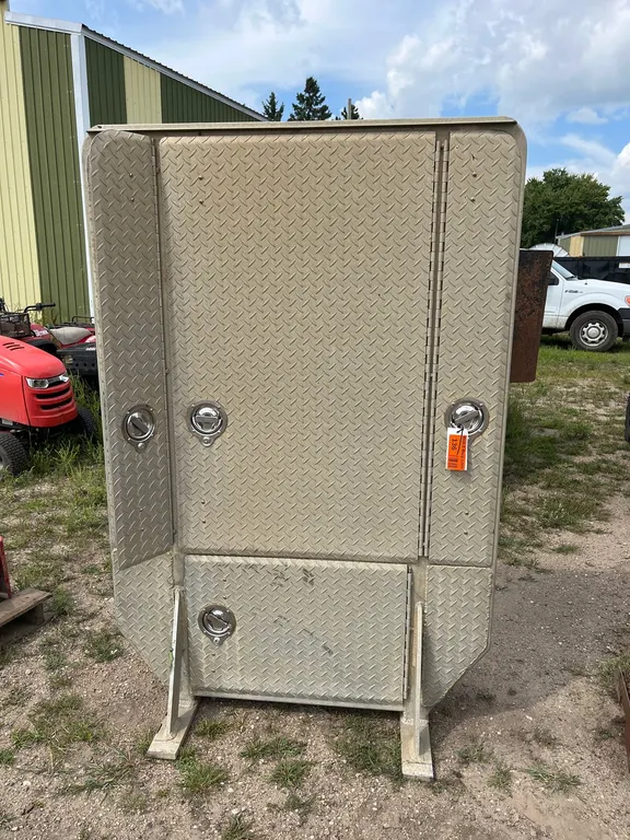 Semi Toolbox/Headache Rack