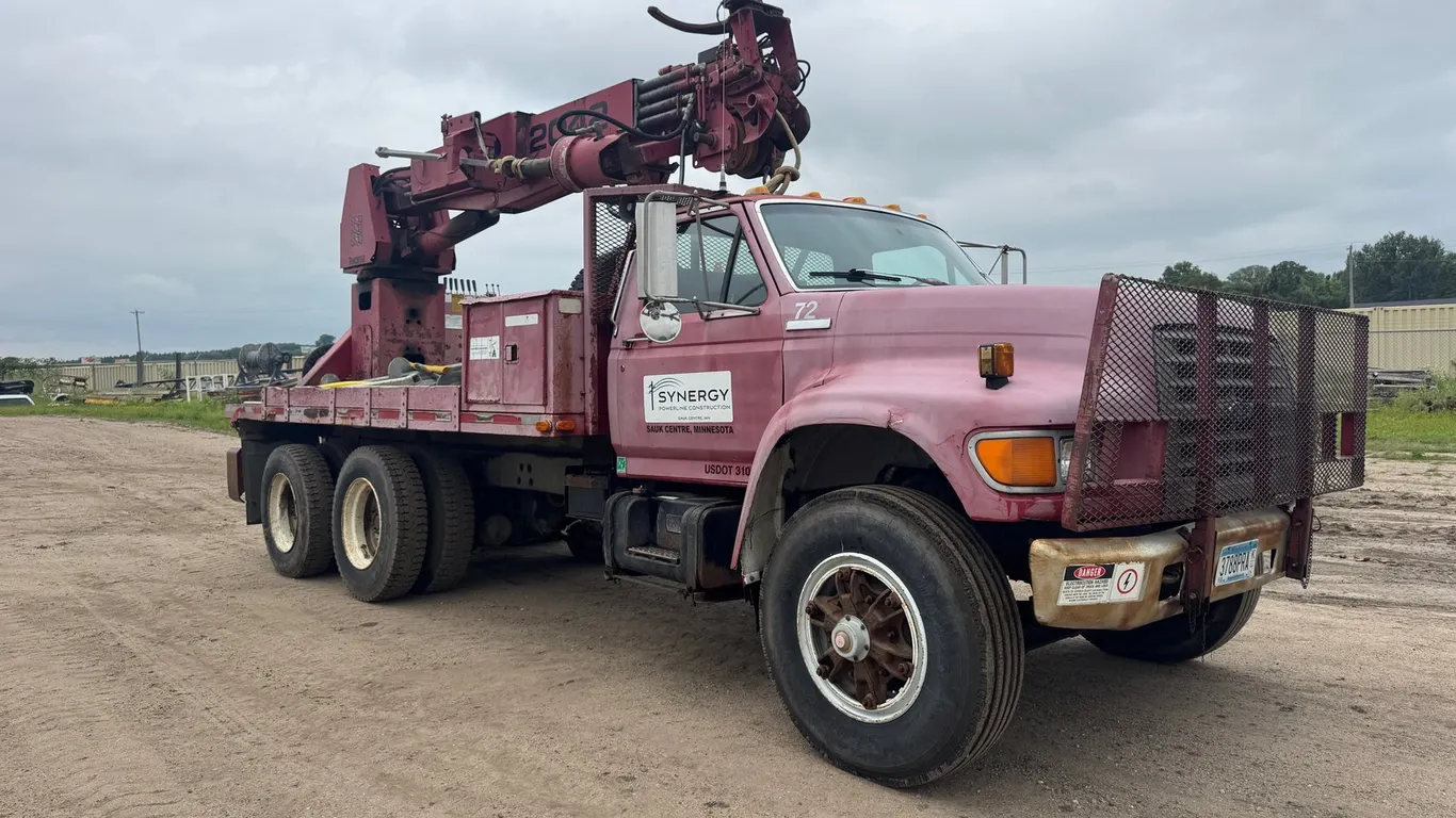 1994 Ford Tandem Axle Boom Truck