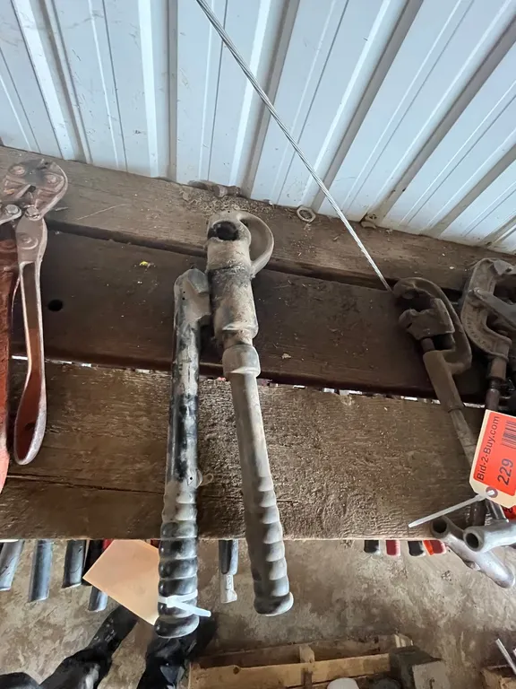 Wire Crimper