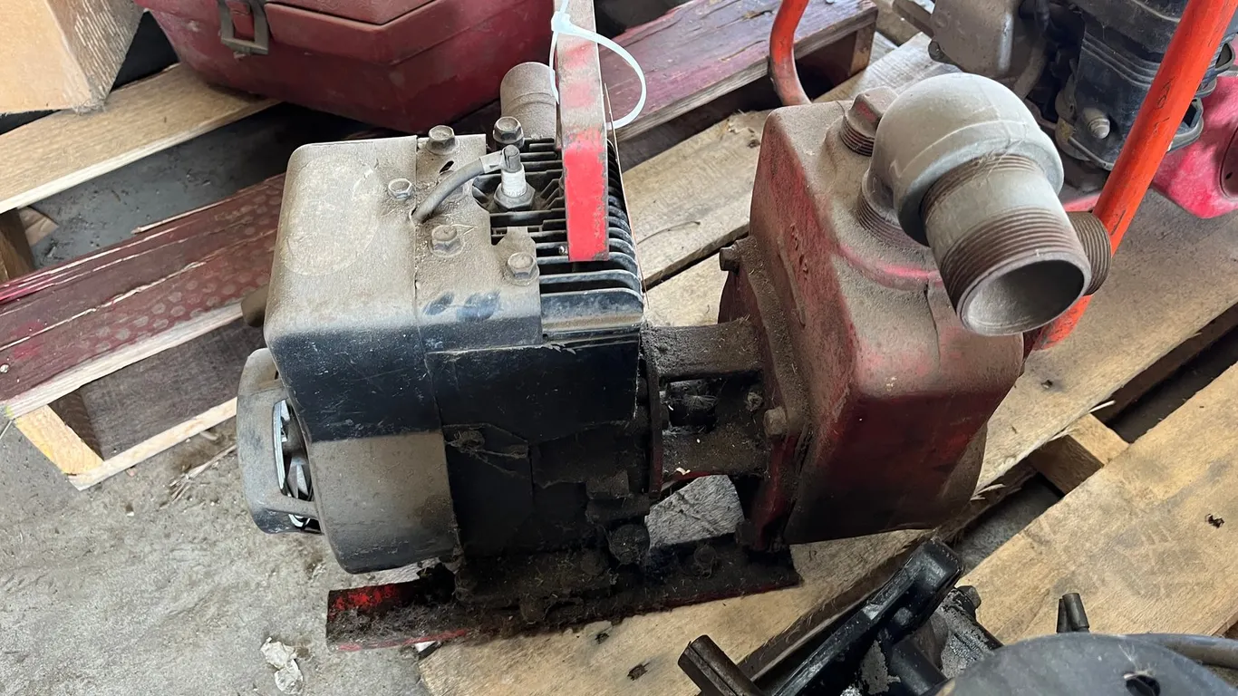 Red Line Pump
