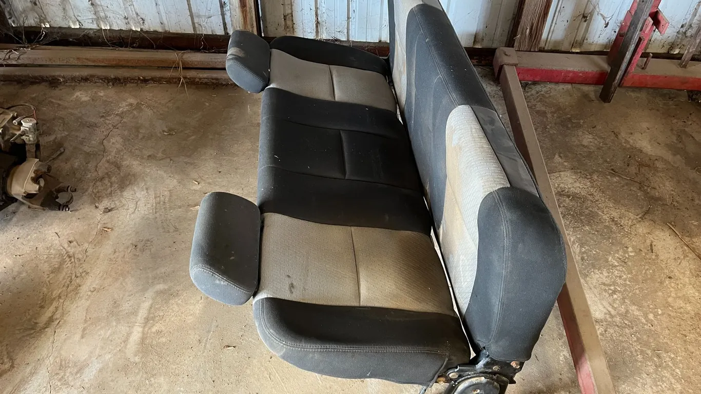 2007 Chevy 3500 Seat