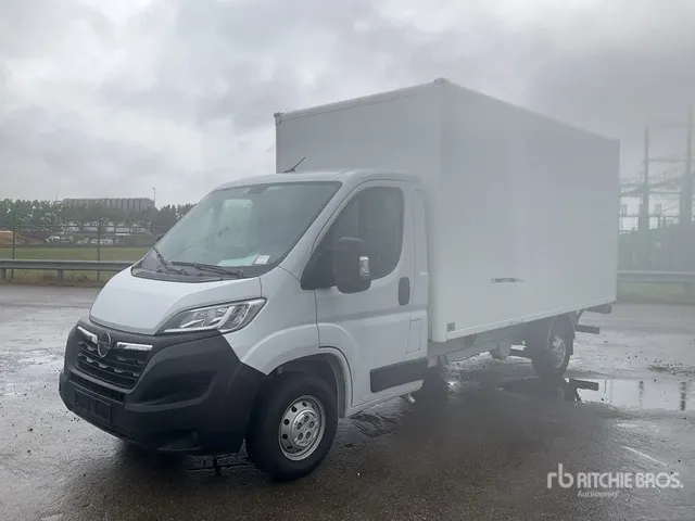 2024 Opel Movano 2.2 103 KW KO/LBW L4 - Box body with tail lift L4 Cargo Van