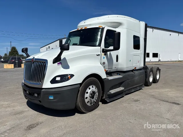 2021 International LT625 6x4 T/A Sleeper Truck Tractor