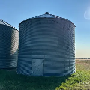 Westeel-Rosco +/- 4500 bu 6 Ring Grain Bin