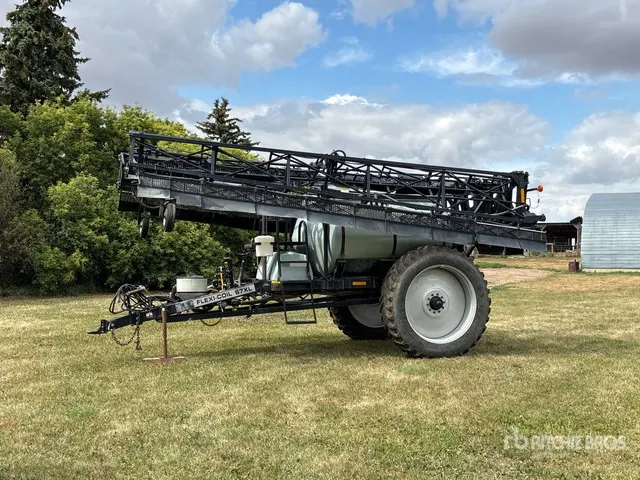2002 Flexi-Coil 67XL 90 ft S/A Pull-Type Sprayer