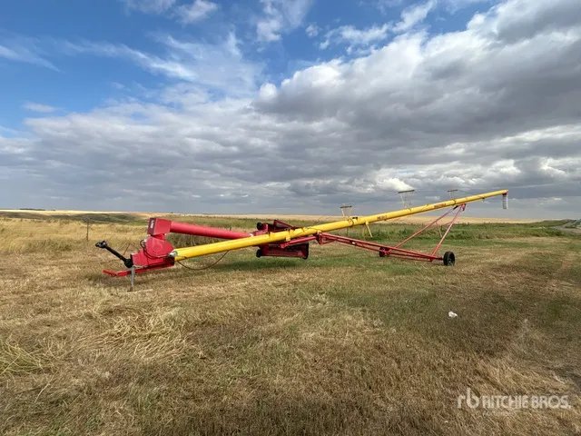 2011 Westfield MK 100-71 10 in x 71 ft Swing Grain Auger