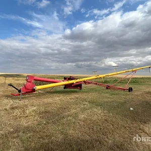 2011 Westfield MK 100-71 10 in x 71 ft Swing Grain Auger