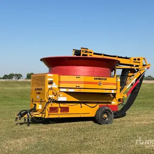 2016 Haybuster H1000 Tub Bale Processor