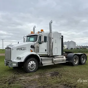 2013 Kenworth T800 T/A Sleeper Truck Tractor