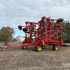 2024 Bourgault 9500 60 ft Cultivator