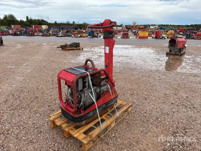 2015 Wacker Neuson DPU4545Hech Plaque Vibrante Vibratory Plate Compactor (Inoperable)