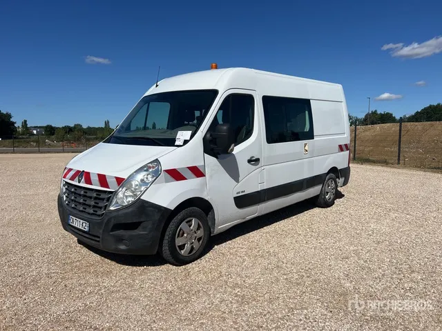 Renault Master DCI 125 Vehicule Utilitaire Cargo Van