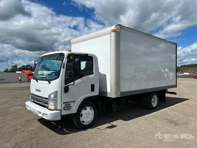 2015 Isuzu NQR 4x2 Van Truck