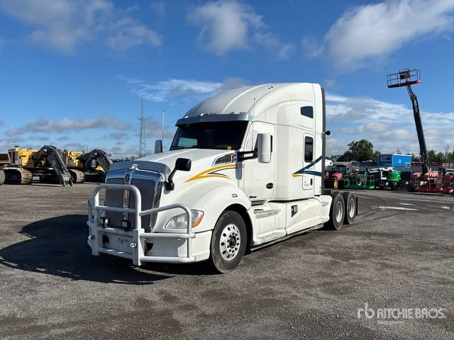 2017 Kenworth T680 6x4 T/A Sleeper Truck Tractor
